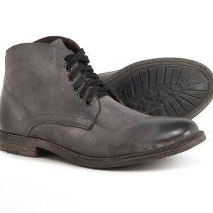 Men's Gray Leather Chukka Boots